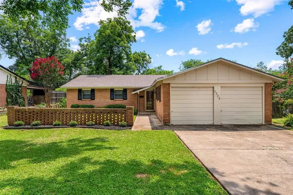 $239,900 | 1324 Melrose Drive, Waco, TX 76710