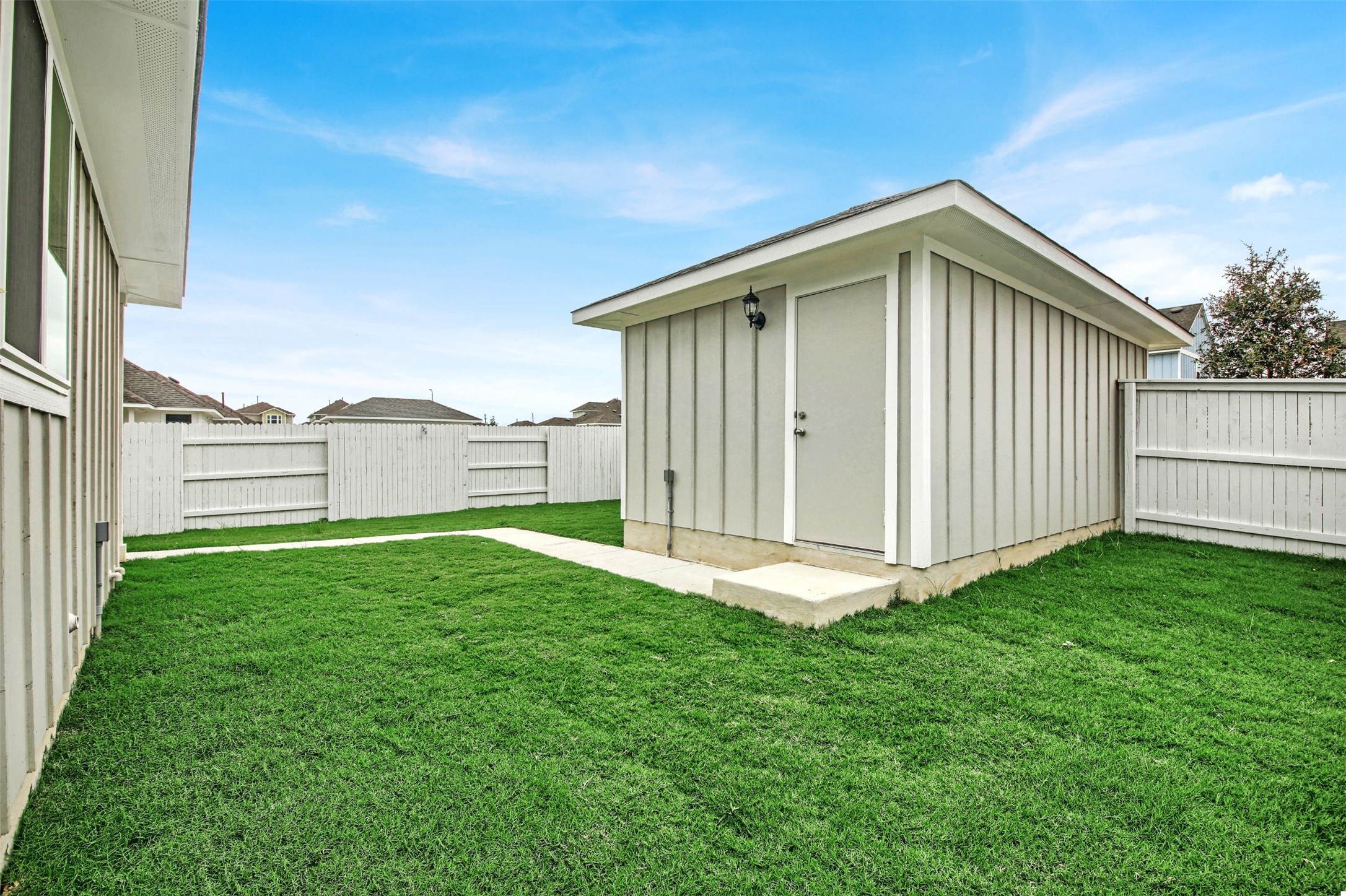 126 Huckleberry Lane Elgin, TX 78621 - Photo 12 of 33