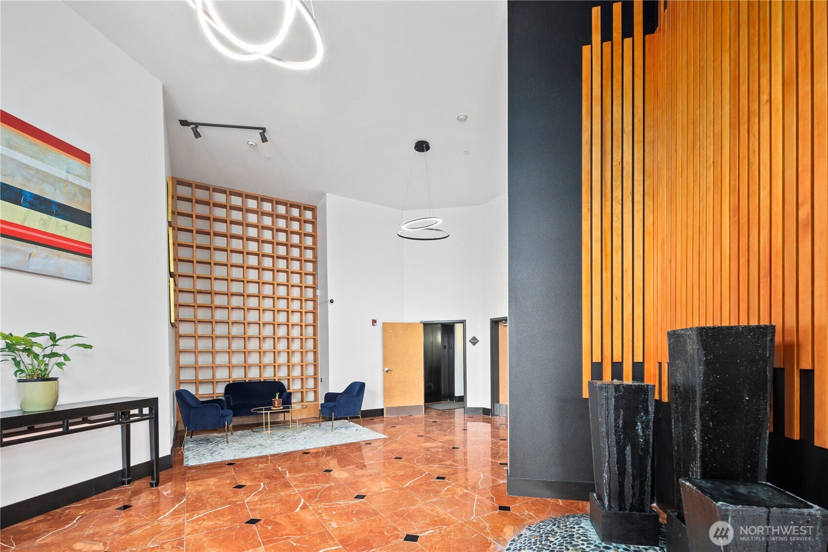 668 South Lane Street, Unit 314 Seattle, WA 98104 - Photo 5 of 36