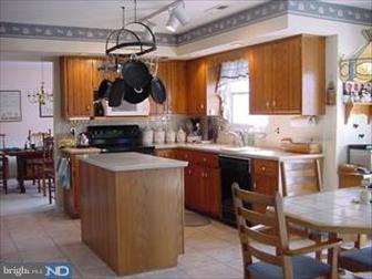 2112 Almshouse Road Jamison, PA 18929 - Photo 4 of 6 Gallery Image 4