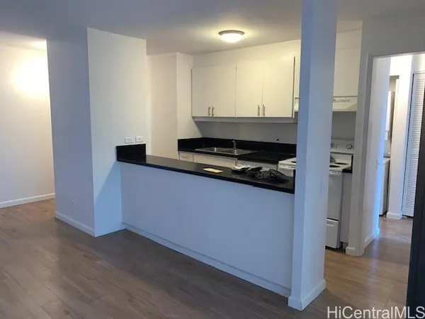$2,350 | 1778 Ala Moana Boulevard, Unit 813, Honolulu, HI 96815