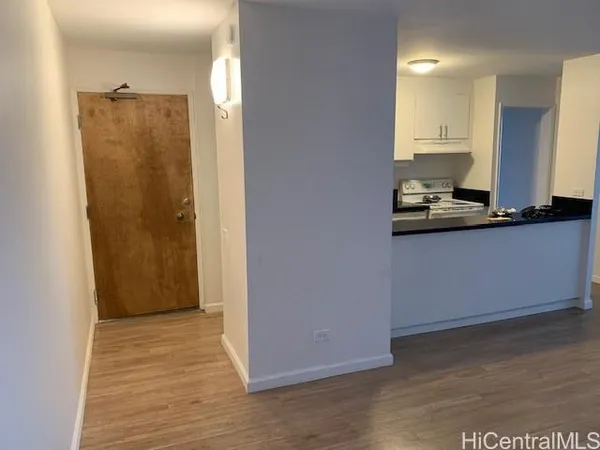 $2,350 | 1778 Ala Moana Boulevard, Unit 813, Honolulu, HI 96815