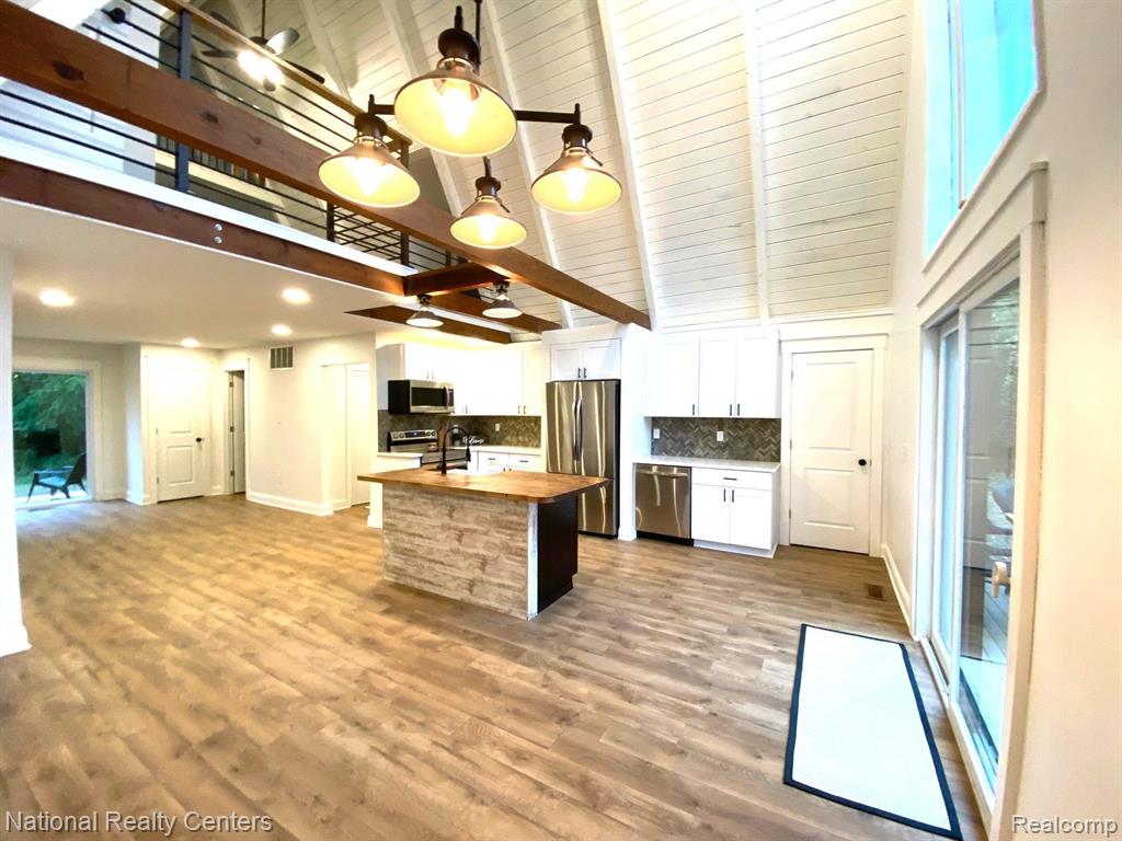 12466 Hegel Road Goodrich, MI 48438 - Photo 13 of 34