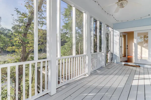 $395,000 | 1066 Conley Circle, Ocean Springs, MS 39564