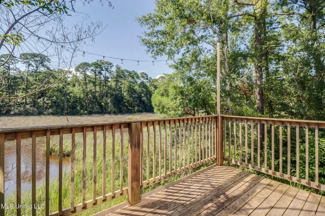 $415,000 | 1066 Conley Circle, Ocean Springs, MS 39564