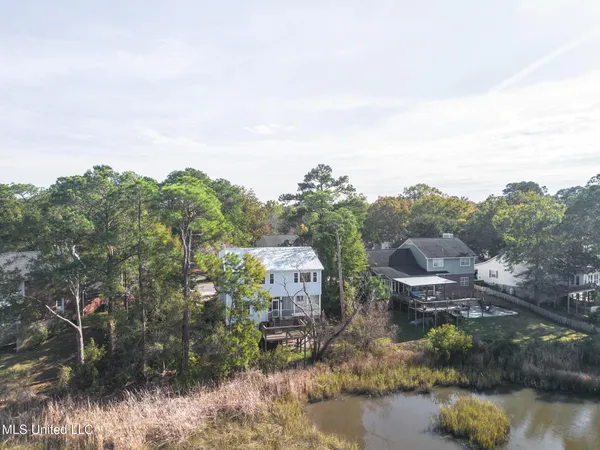 $395,000 | 1066 Conley Circle, Ocean Springs, MS 39564