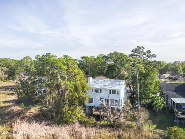 $415,000 | 1066 Conley Circle, Ocean Springs, MS 39564