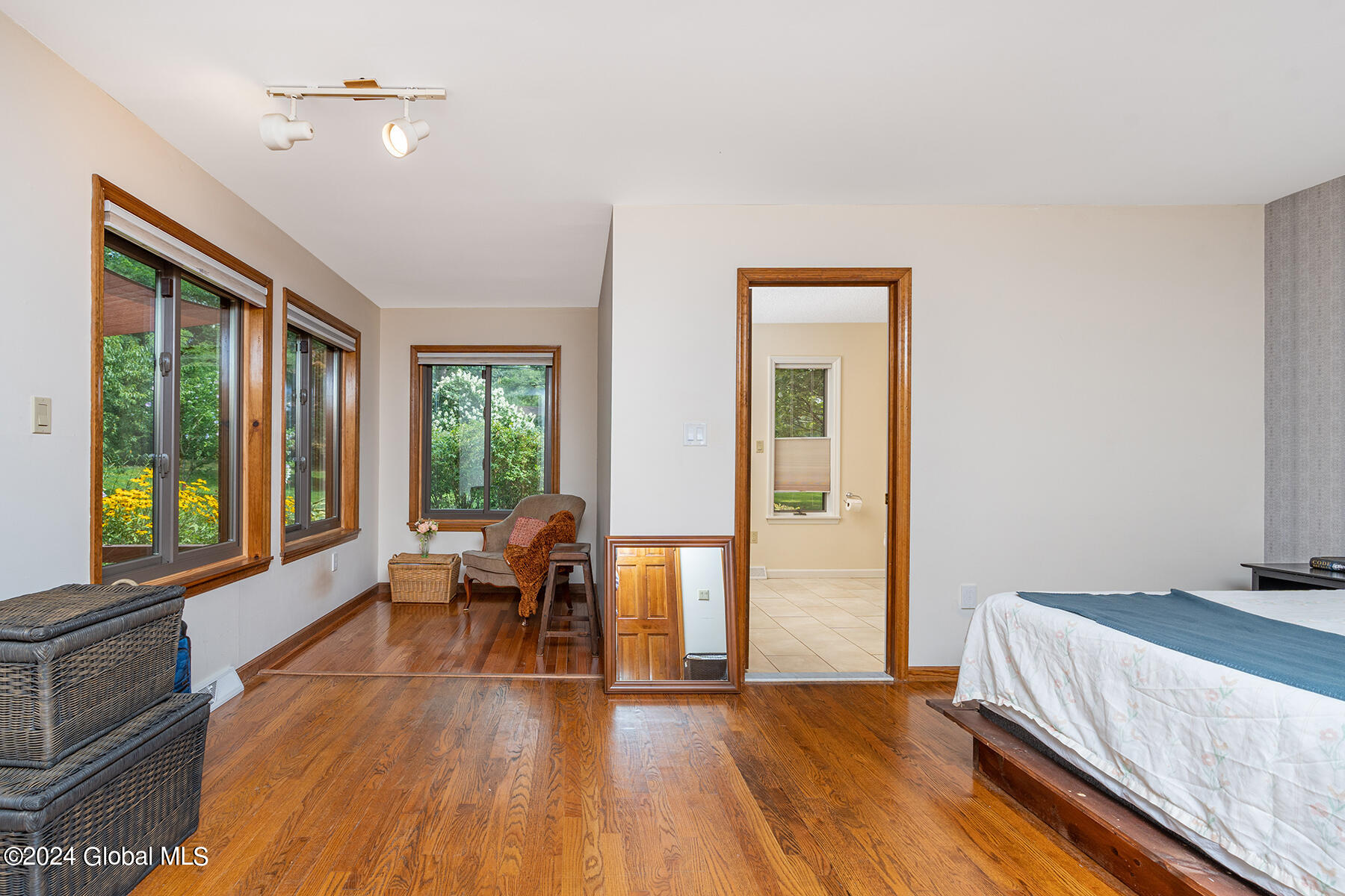 147 Kingsley Road Ballston, NY 12027 - Photo 21 of 42 master sitting area