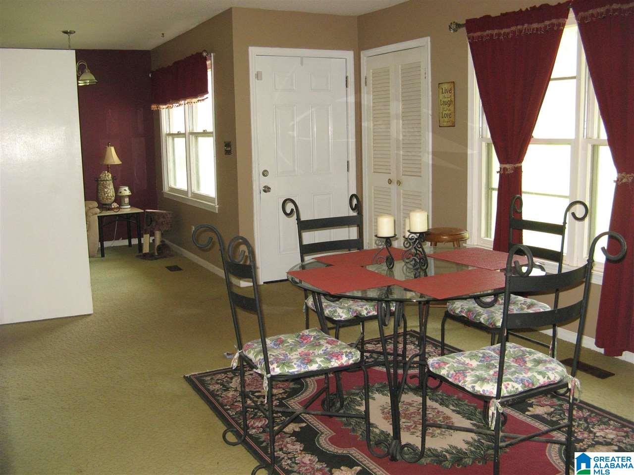425 Phillips Drive Vincent, AL 35178 - Photo 10 of 23