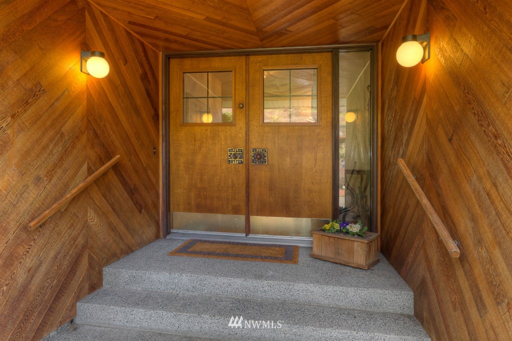 3062 Rocky Point Road Northwest Bremerton, WA 98312 - Photo 12 of 25 Gallery Image 12