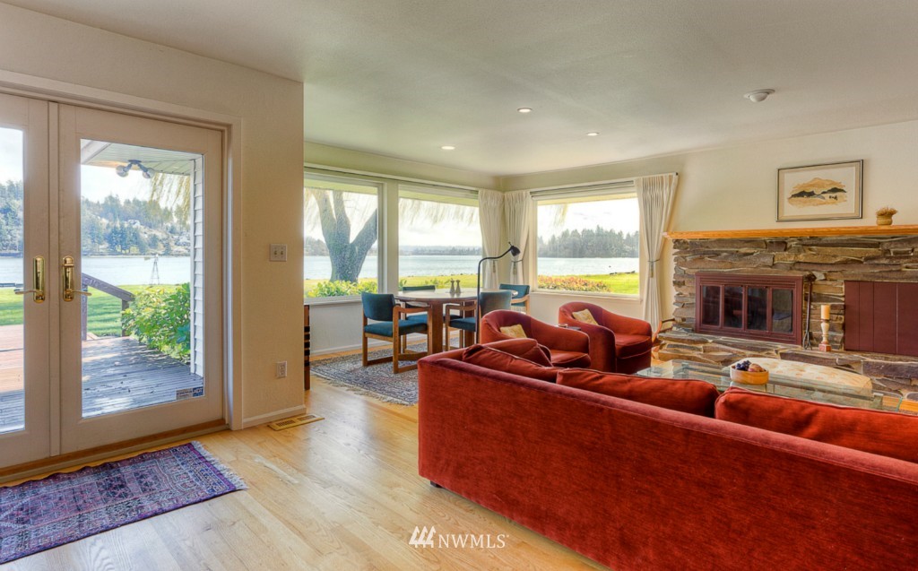 3062 Rocky Point Road Northwest Bremerton, WA 98312 - Photo 14 of 25 Gallery Image 14