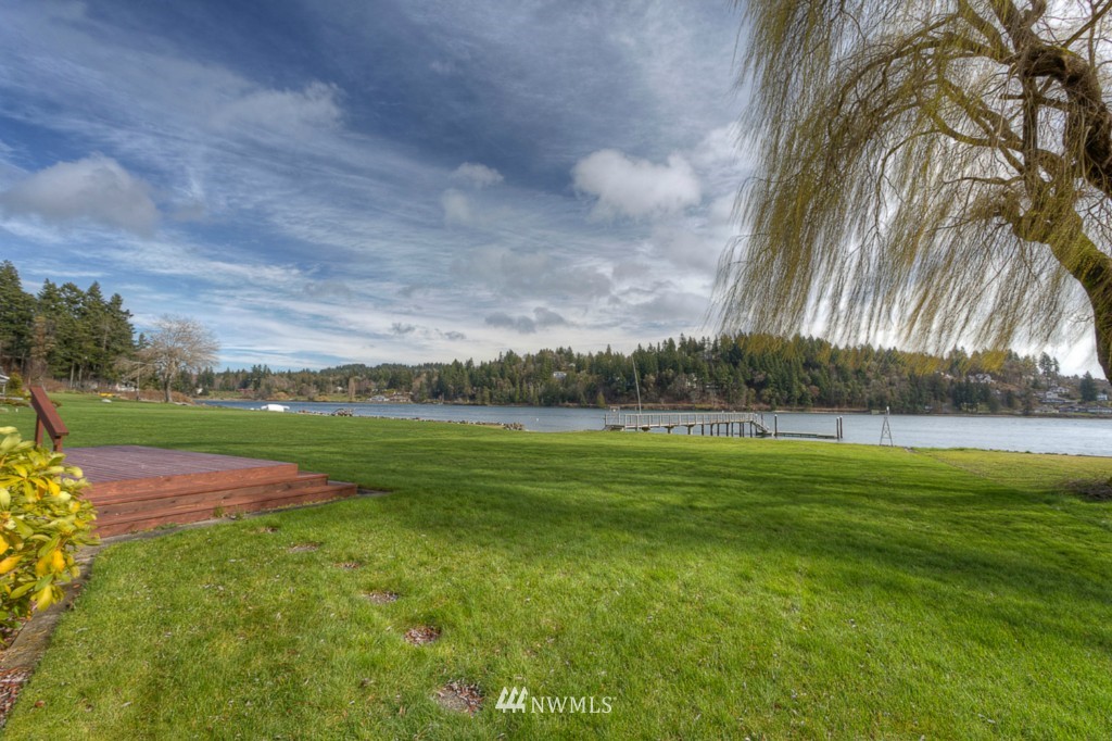 3062 Rocky Point Road Northwest Bremerton, WA 98312 - Photo 8 of 25 Gallery Image 8