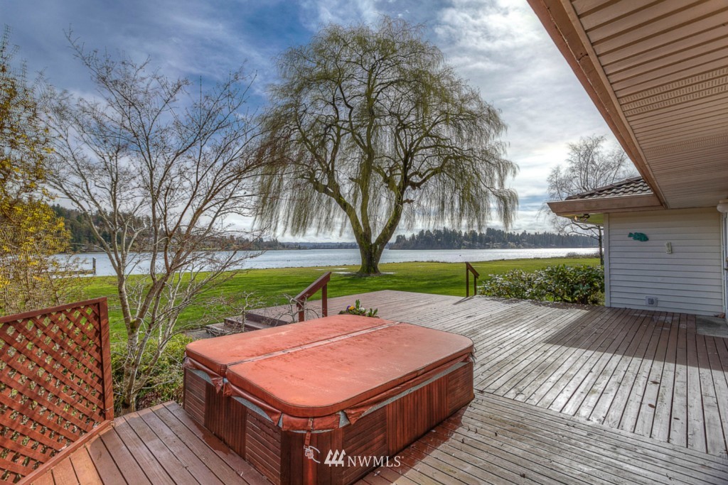 3062 Rocky Point Road Northwest Bremerton, WA 98312 - Photo 9 of 25 Gallery Image 9