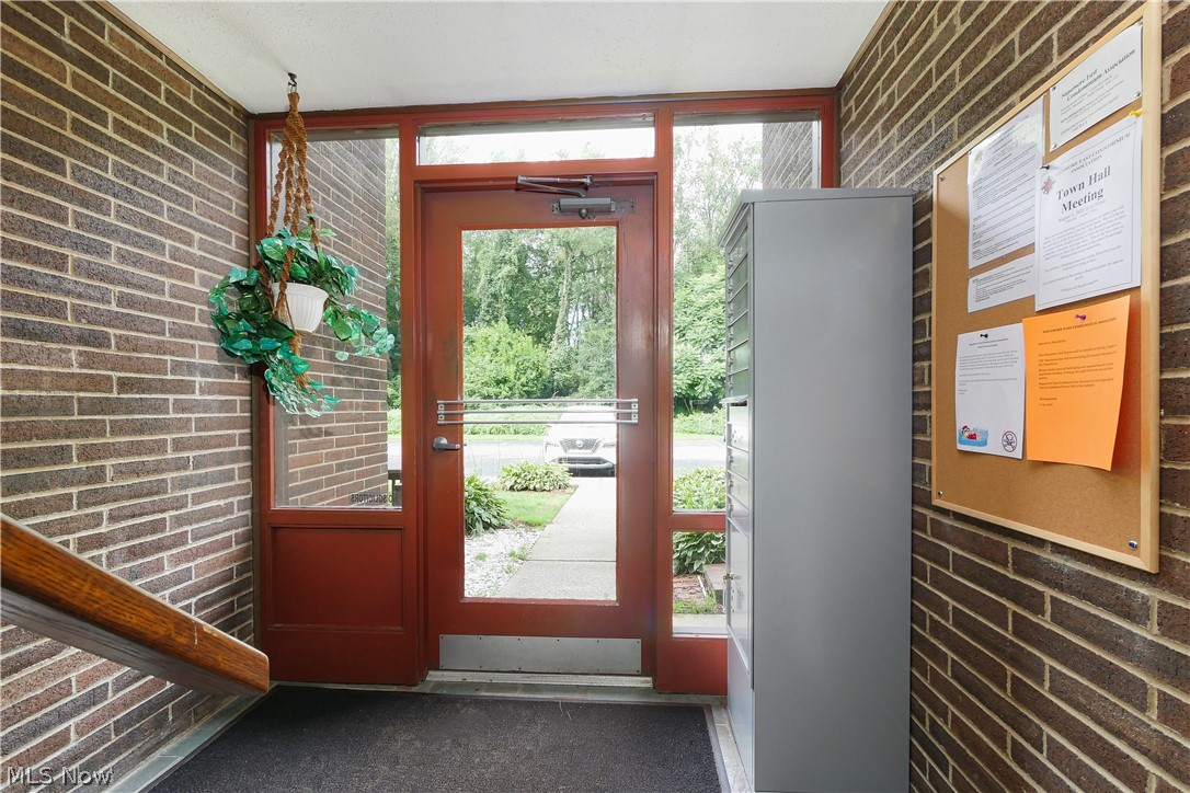 10744 Valley View Road, Unit B4 Northfield, OH 44067 - Photo 3 of 35 Gallery Image 3