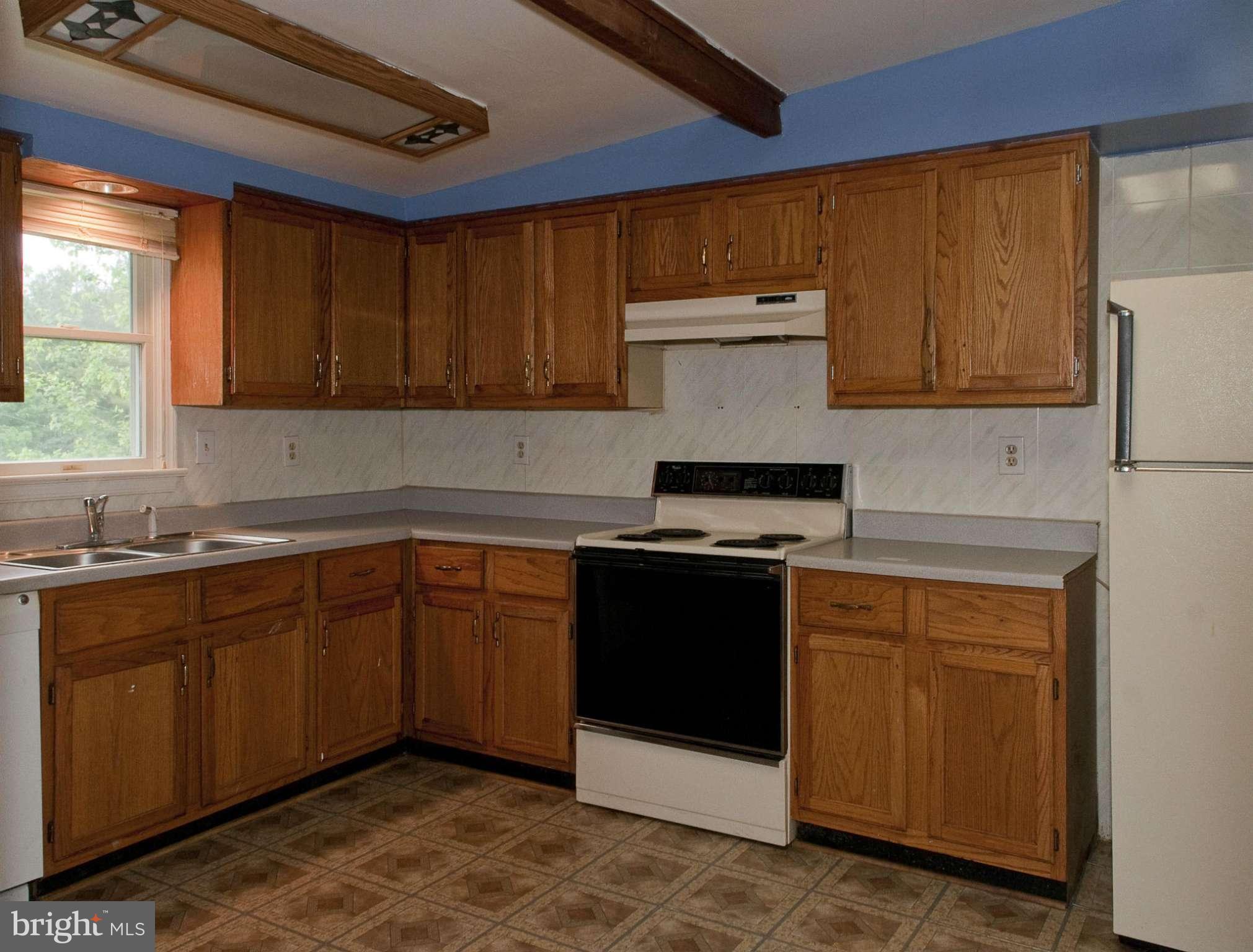 24219 Cedar Ridge Road Rapidan, VA 22733 - Photo 21 of 29 Kitchen