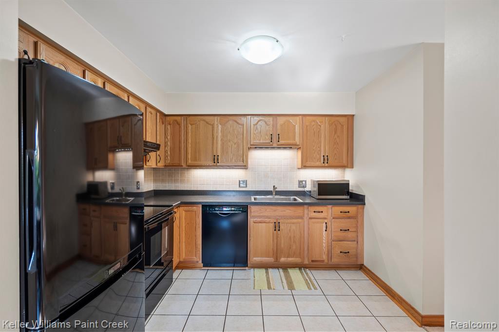 470 Baldwin Avenue, Unit 30 Rochester, MI 48307 - Photo 18 of 26