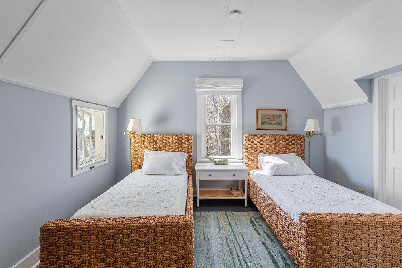 274 Shore Road Northport, ME 04849 - Photo 12 of 28 W13-ME2453_12