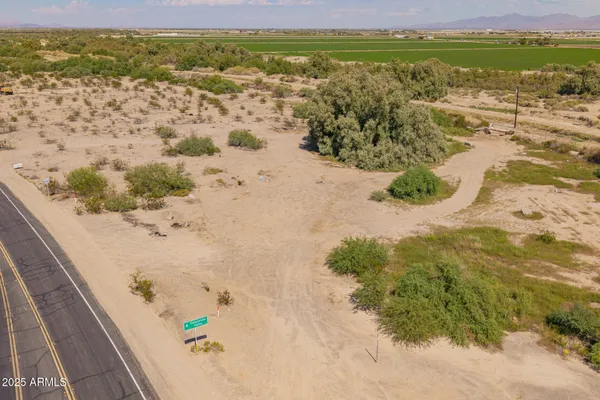 $300,000 | 11111 West Salome Highway, Arlington, AZ 85322