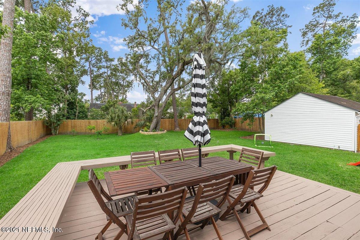 1422 Lakewood Road Jacksonville, FL 32207 - Photo 27 of 39 Deck to Backyard