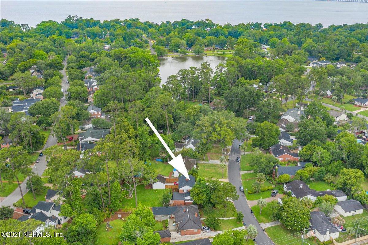 1422 Lakewood Road Jacksonville, FL 32207 - Photo 31 of 39 Aerial to Duck Pond and River
