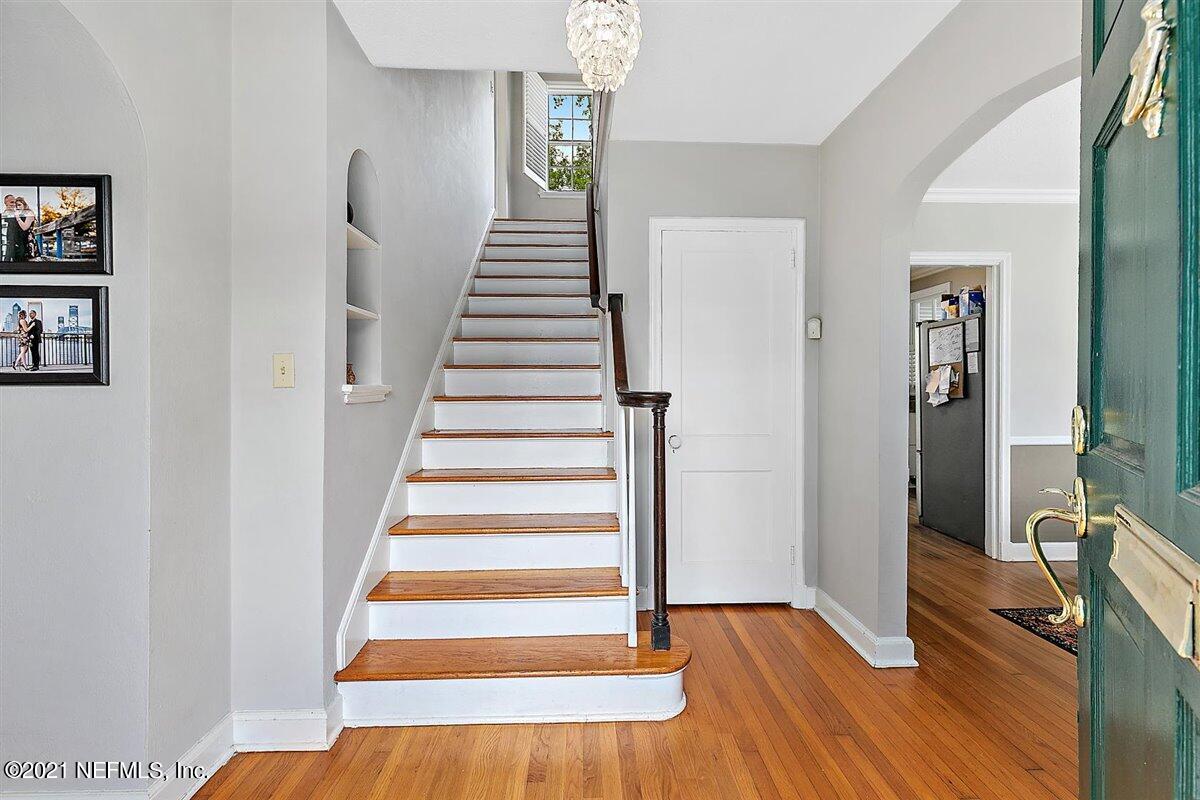 1422 Lakewood Road Jacksonville, FL 32207 - Photo 6 of 39 Foyer and Stairs