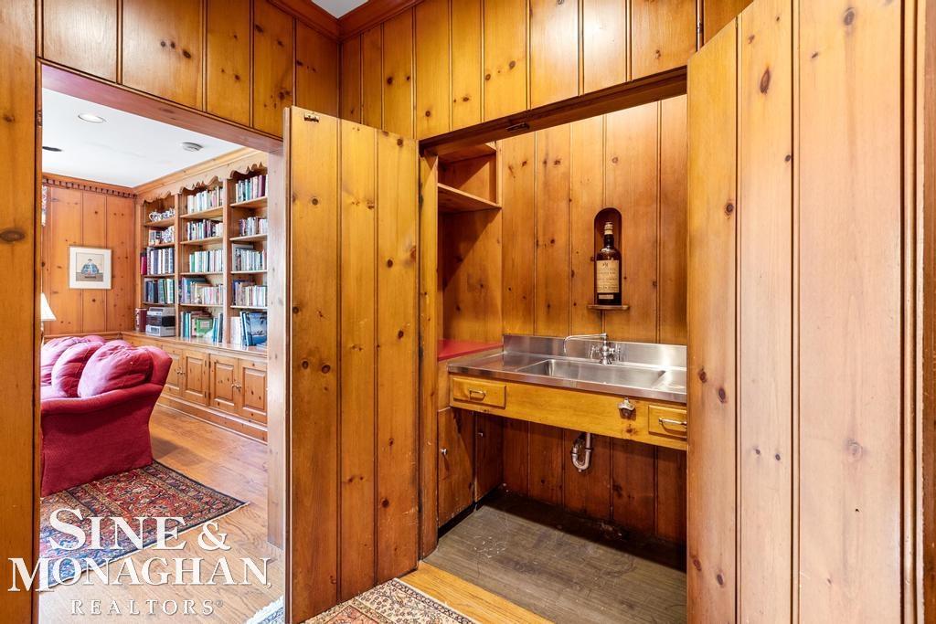 77 Renaud Road Grosse Pointe Shores, MI 48236 - Photo 20 of 80