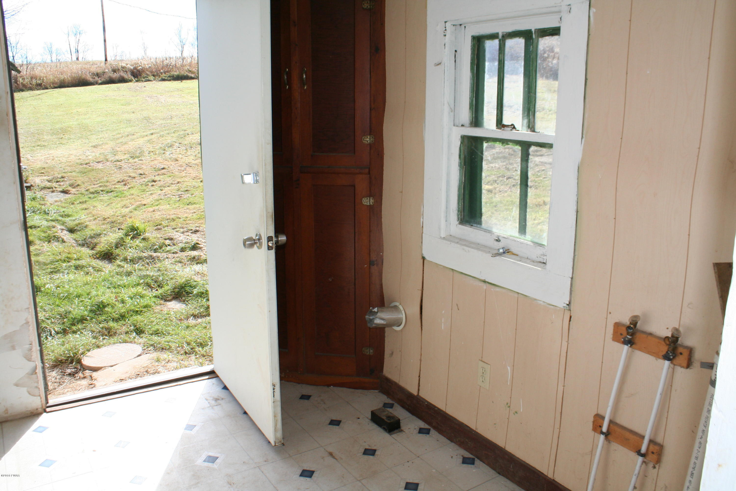 245 Fords Road Honesdale, PA 18431 - Photo 11 of 23