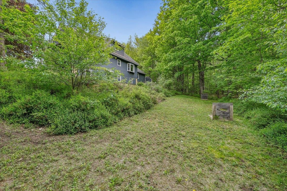 87 Woodhill Road Bow, NH 03304 - Photo 42 of 59