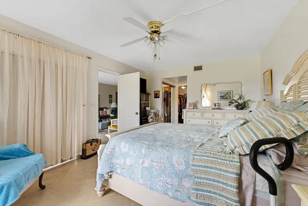 $3,750 | 11282 Green Lake Drive, Unit 204, Boynton Beach, FL 33437