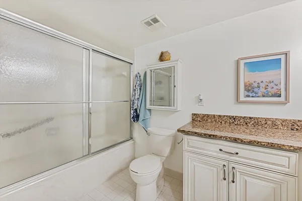 $3,750 | 11282 Green Lake Drive, Unit 204, Boynton Beach, FL 33437