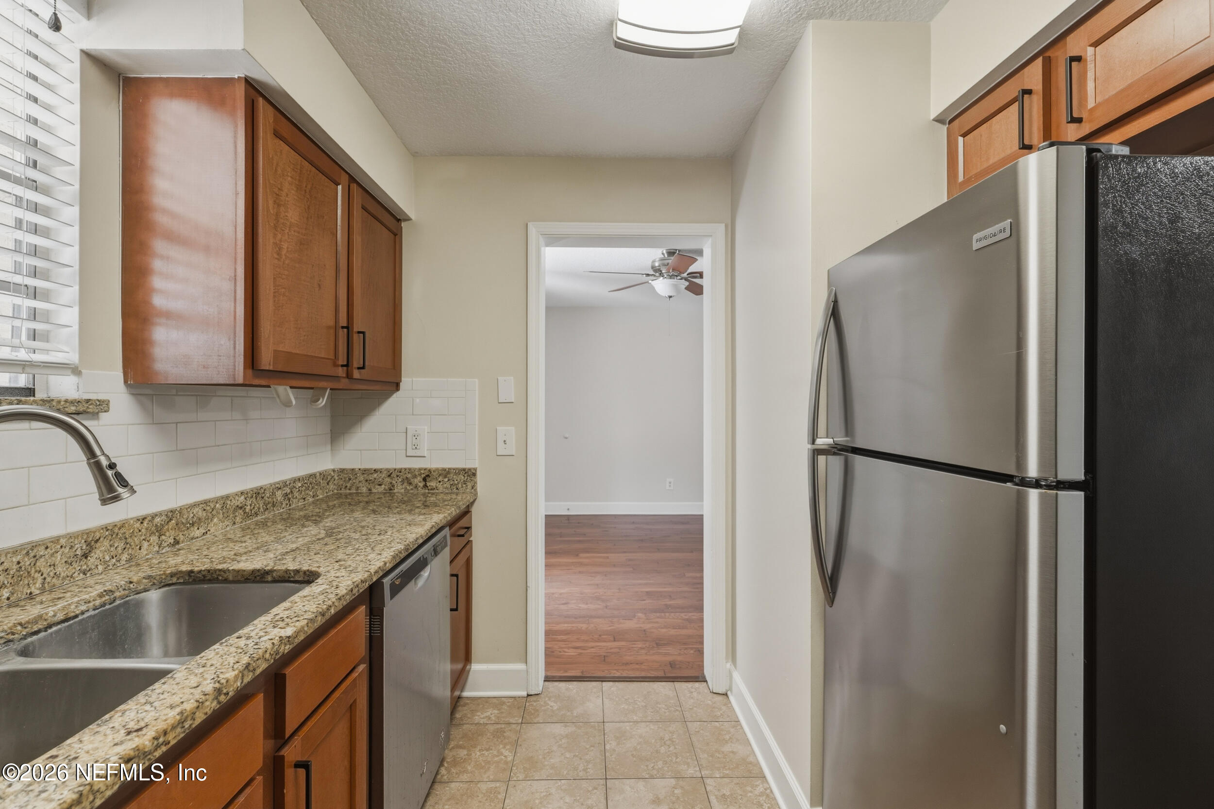 1757 El Camino Road, Unit 4 Jacksonville, FL 32216 - Photo 4 of 26 4_lens2listing-9
