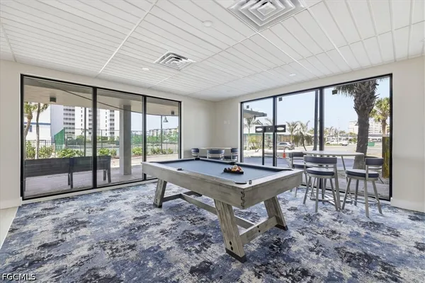 $500,000 | 7148 Estero Boulevard, Unit 423, Fort Myers Beach, FL 33931