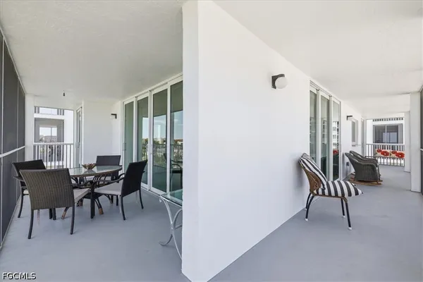 $500,000 | 7148 Estero Boulevard, Unit 423, Fort Myers Beach, FL 33931