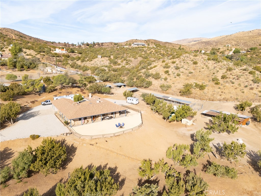 6535 Juniper Crest Road Agua Dulce, CA 91390 - Photo 12 of 70