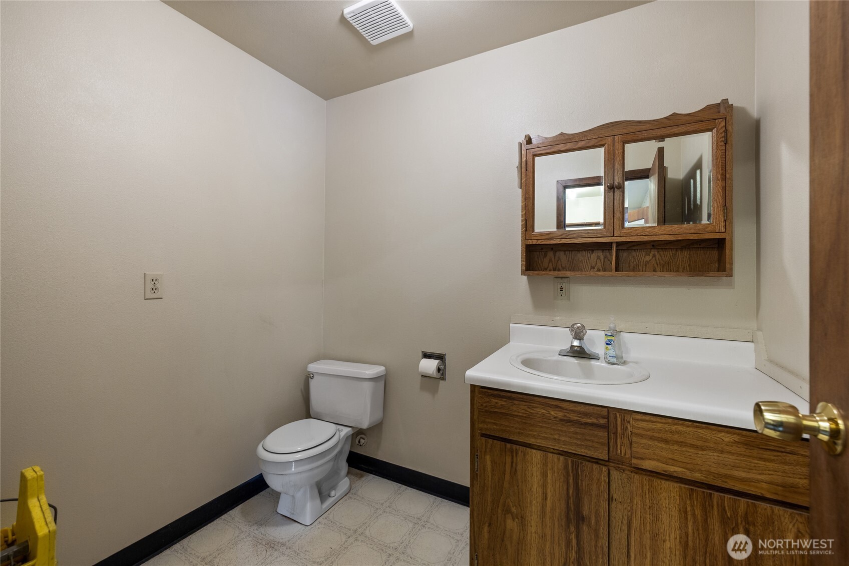 6805 246th Street East Graham, WA 98338 - Photo 35 of 40
