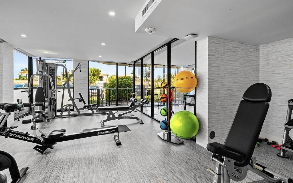 899 Jeffery Street, Unit 304 Boca Raton, FL 33487 - Photo 28 of 35 Photo 28