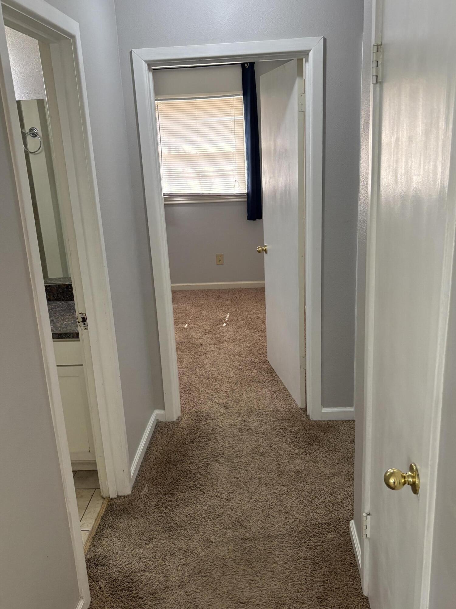 3025 57th Street Lubbock, TX 79413 - Photo 19 of 38 IMG_0516