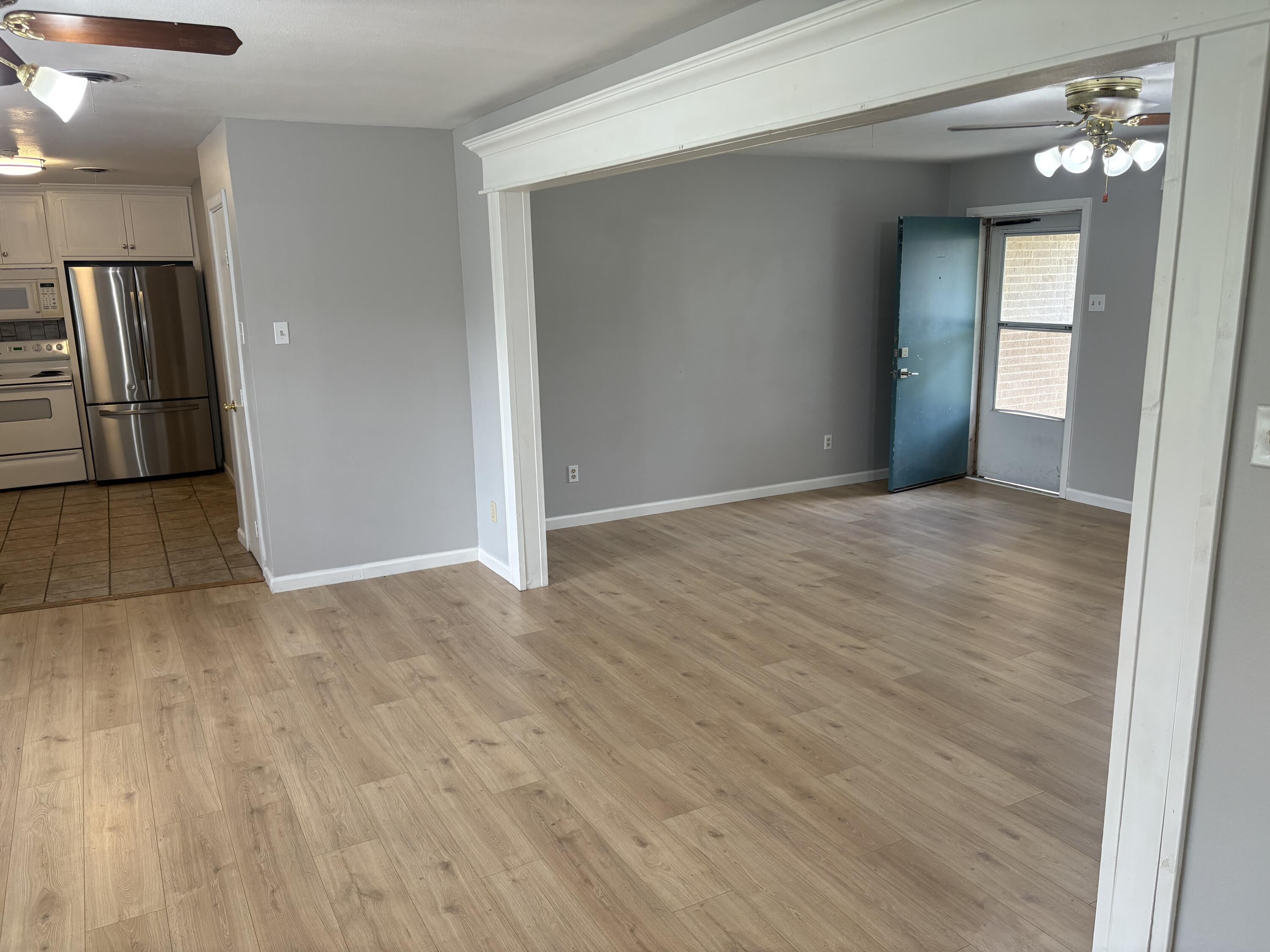 3025 57th Street Lubbock, TX 79413 - Photo 33 of 38 IMG_0530