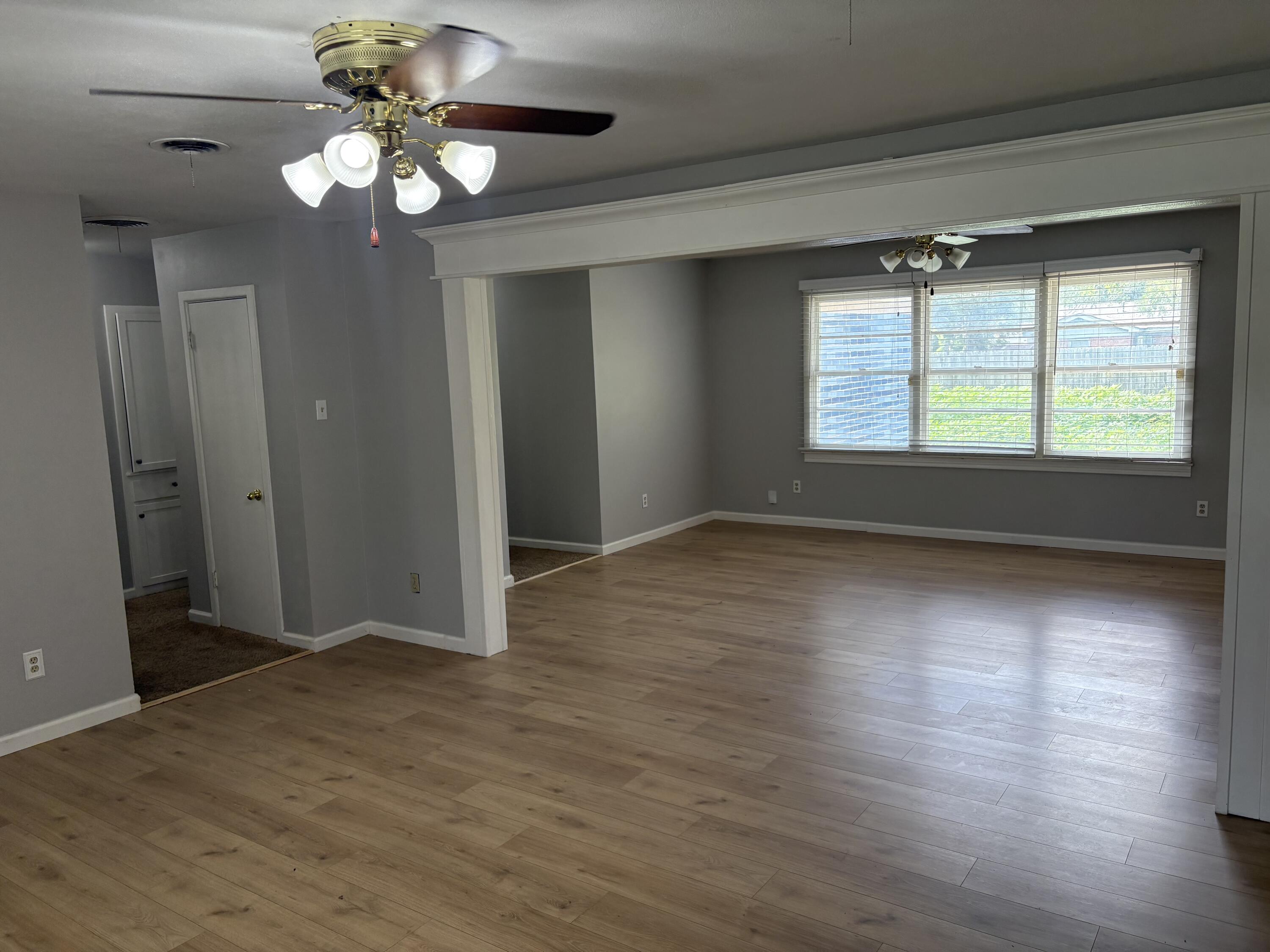 3025 57th Street Lubbock, TX 79413 - Photo 4 of 38 IMG_0498