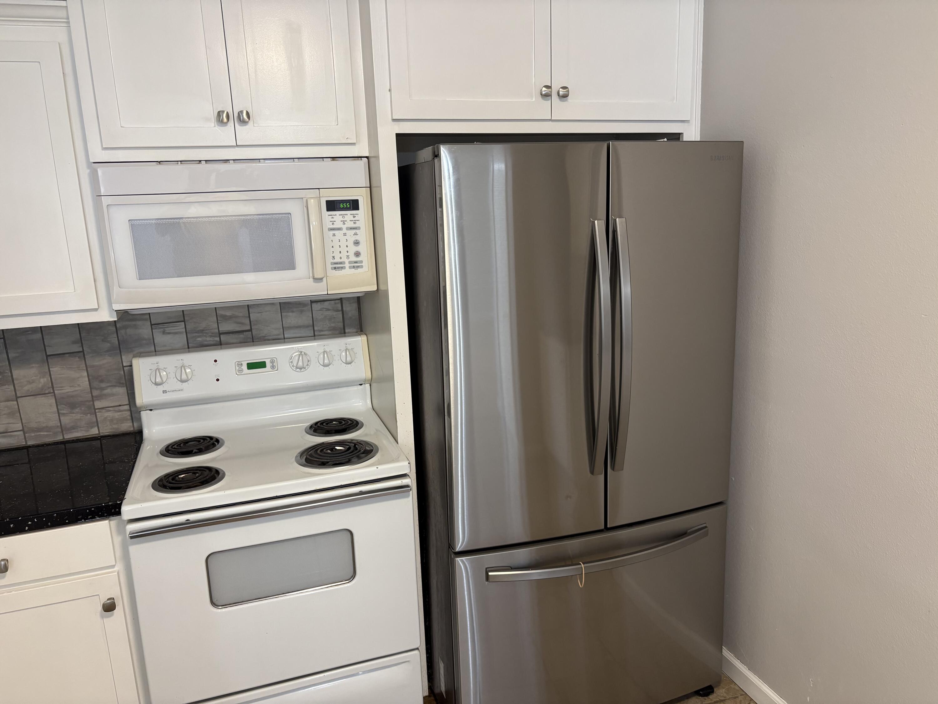 3025 57th Street Lubbock, TX 79413 - Photo 10 of 38 IMG_0505