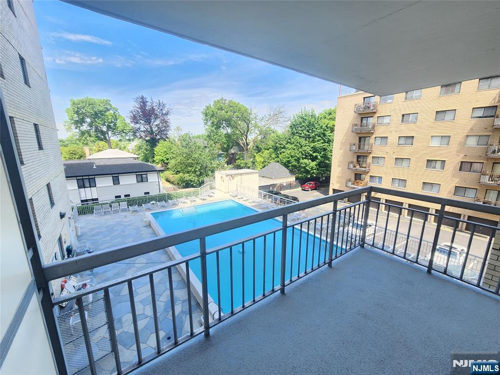 307 Prospect Avenue, Unit 4D Hackensack, NJ 07601 - Photo 29 of 31