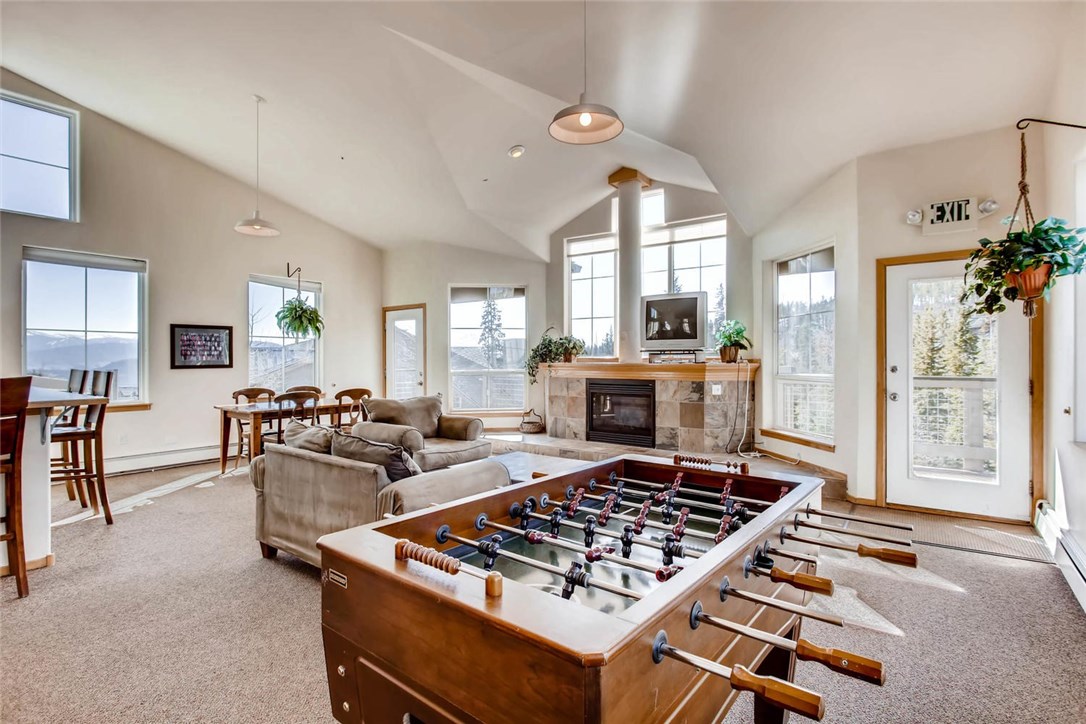 91399 Ryan Gulch Road, Unit B6 Silverthorne, CO 80498 - Photo 23 of 25 Gathering space in club house.