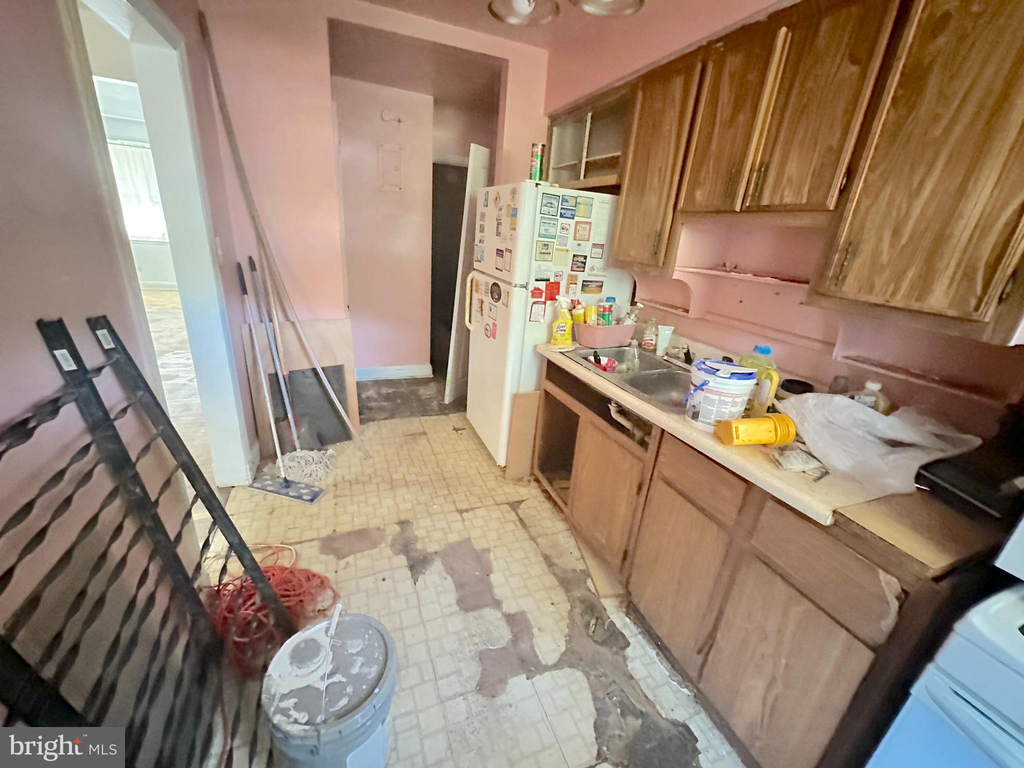 1544 Stonewood Road Baltimore, MD 21239 - Photo 7 of 21 Gallery Image 7