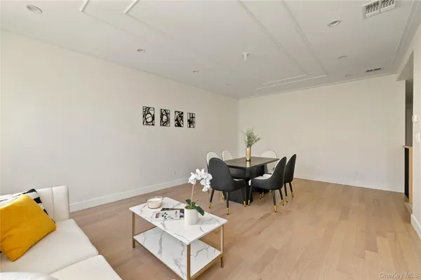 $899,000 | 3 Valley Way, Unit 320, Spring Valley, NY 10977