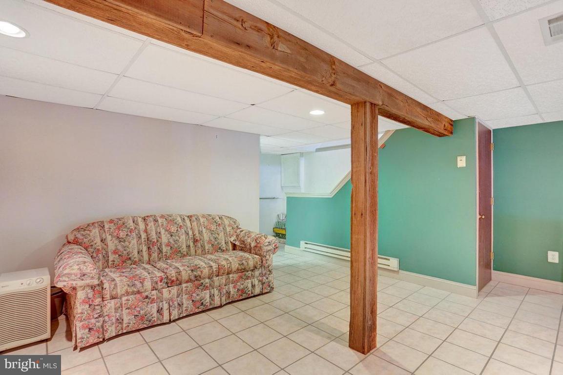 1104 Williamsburg Road Lancaster, PA 17603 - Photo 20 of 32 Gallery Image 20