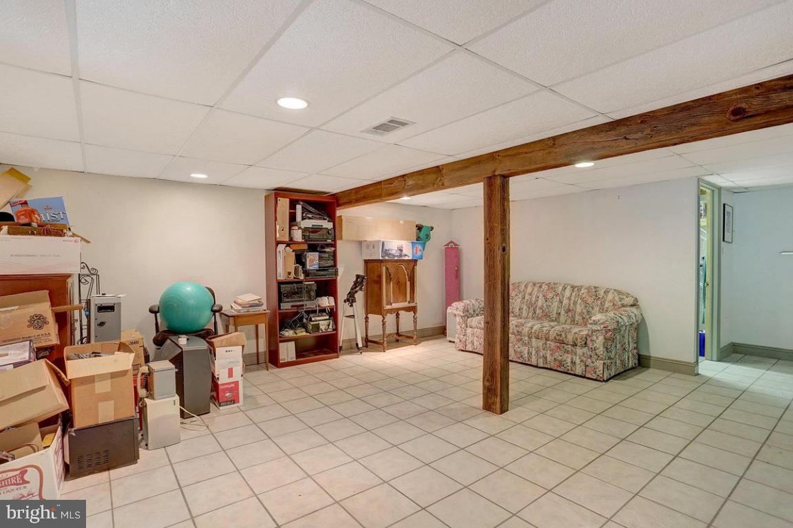 1104 Williamsburg Road Lancaster, PA 17603 - Photo 21 of 32 Gallery Image 21