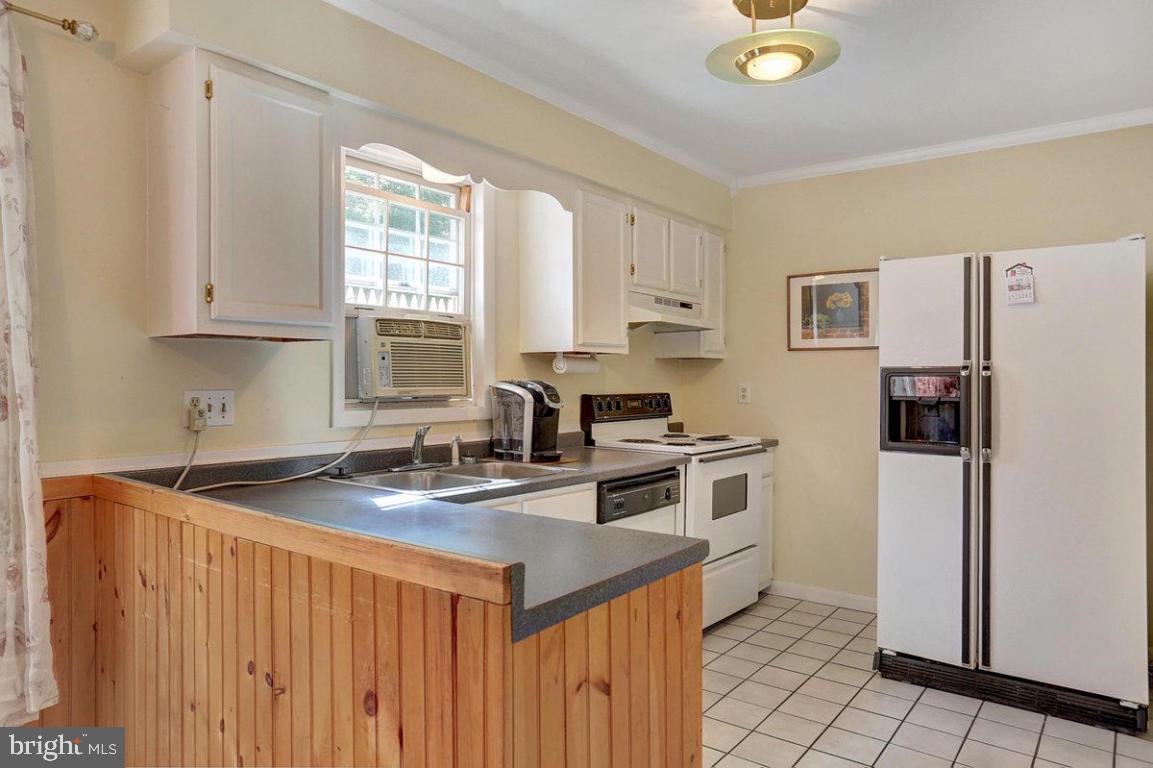 1104 Williamsburg Road Lancaster, PA 17603 - Photo 10 of 32 Gallery Image 10