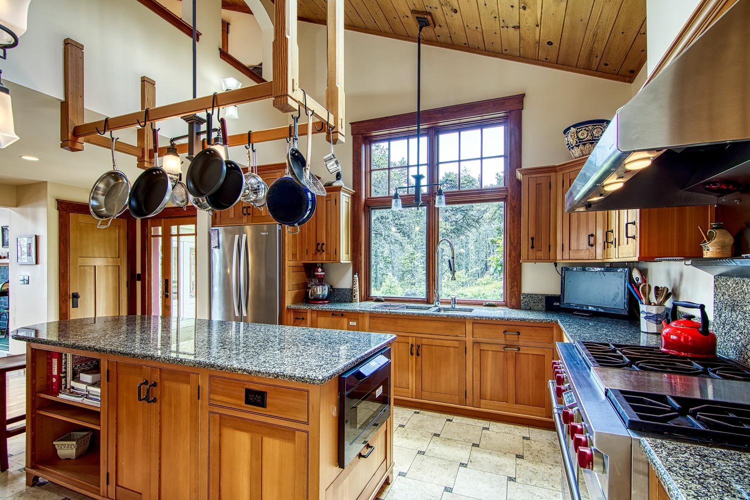 74 Workman Road Gouldsboro, ME 04613 - Photo 8 of 40 Kitchen