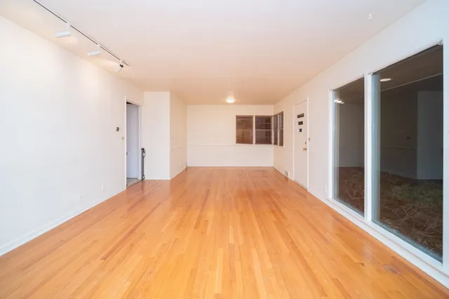 $189,900 | 2812 Guilford Road, Rockford, IL 61107