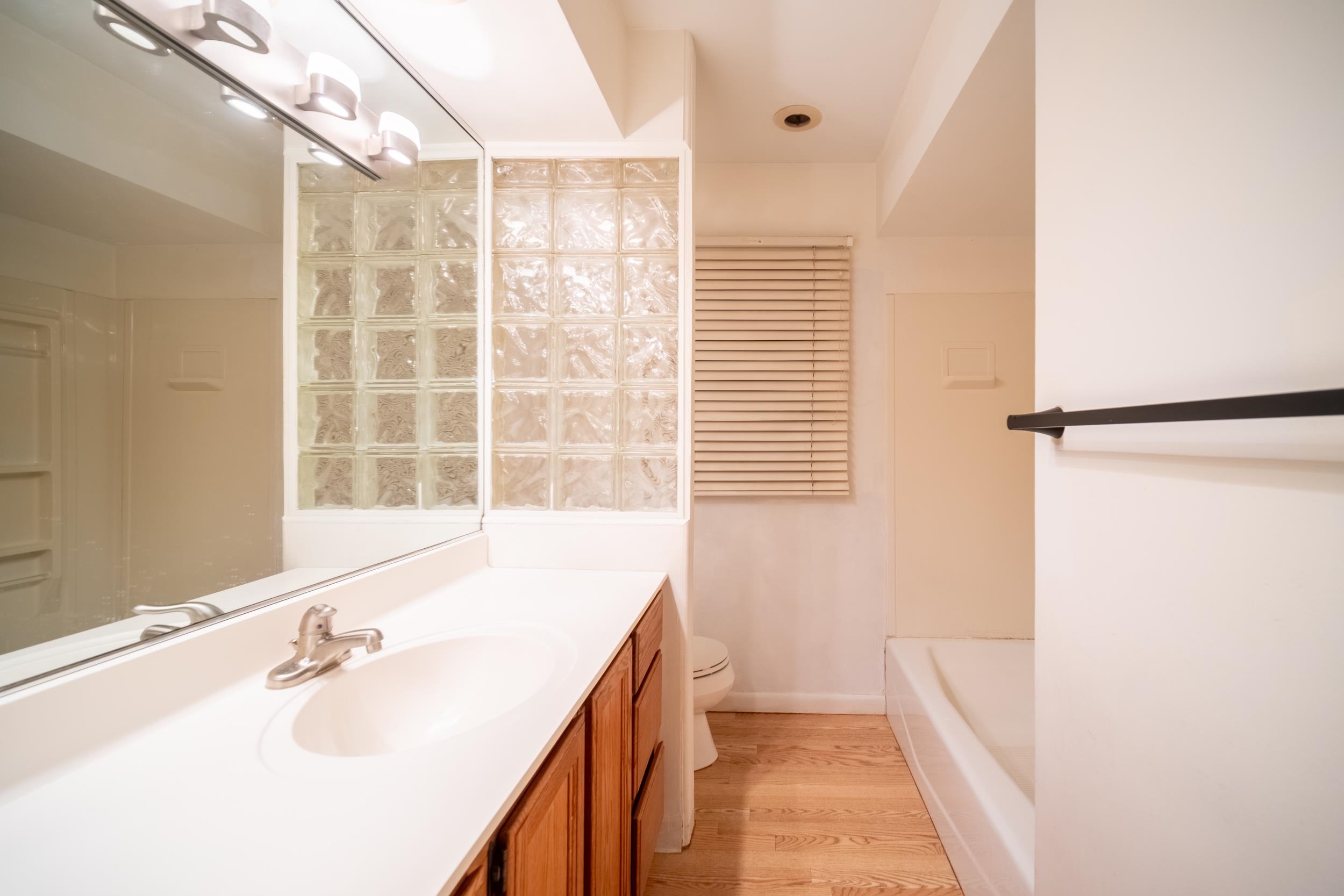 2812 Guilford Road Rockford, IL 61107 - Photo 17 of 28